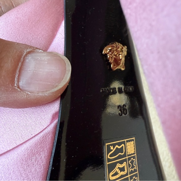 Versace
Aevitas 120mm single-platform pumps size 36 - Picture 10 of 15